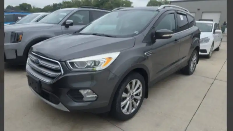 2017 Ford Escape Titanium 4WD's photo
