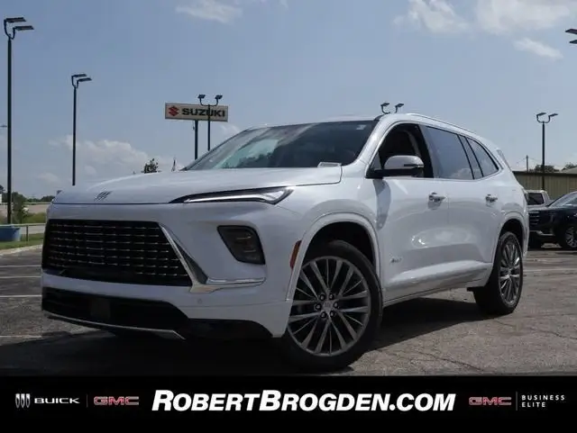 2026 Buick Enclave Avenir AWD photo 1