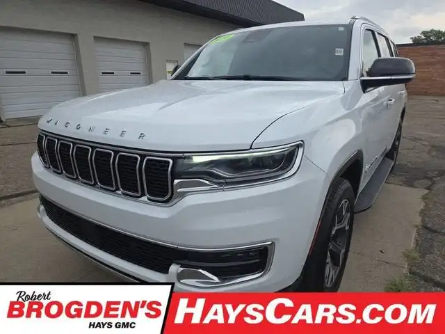 2024 Jeep Wagoneer Series III 4WD's photo