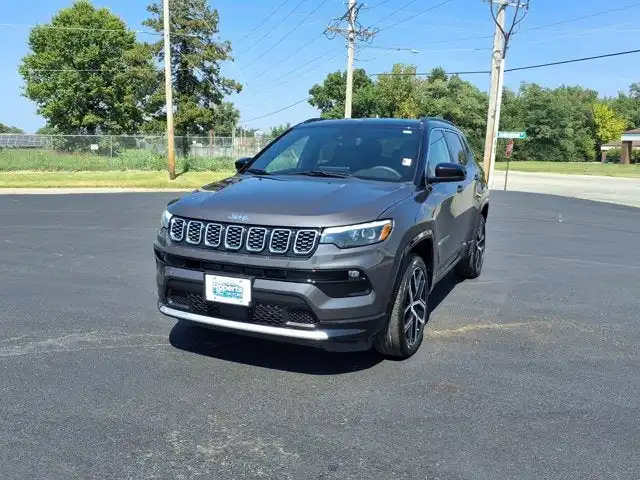 2024 Jeep Compass Limited 4WD's photo