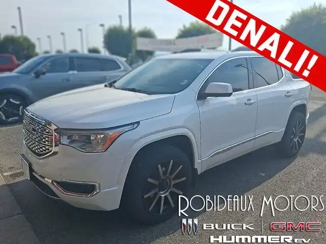 2017 GMC Acadia Denali AWD's photo