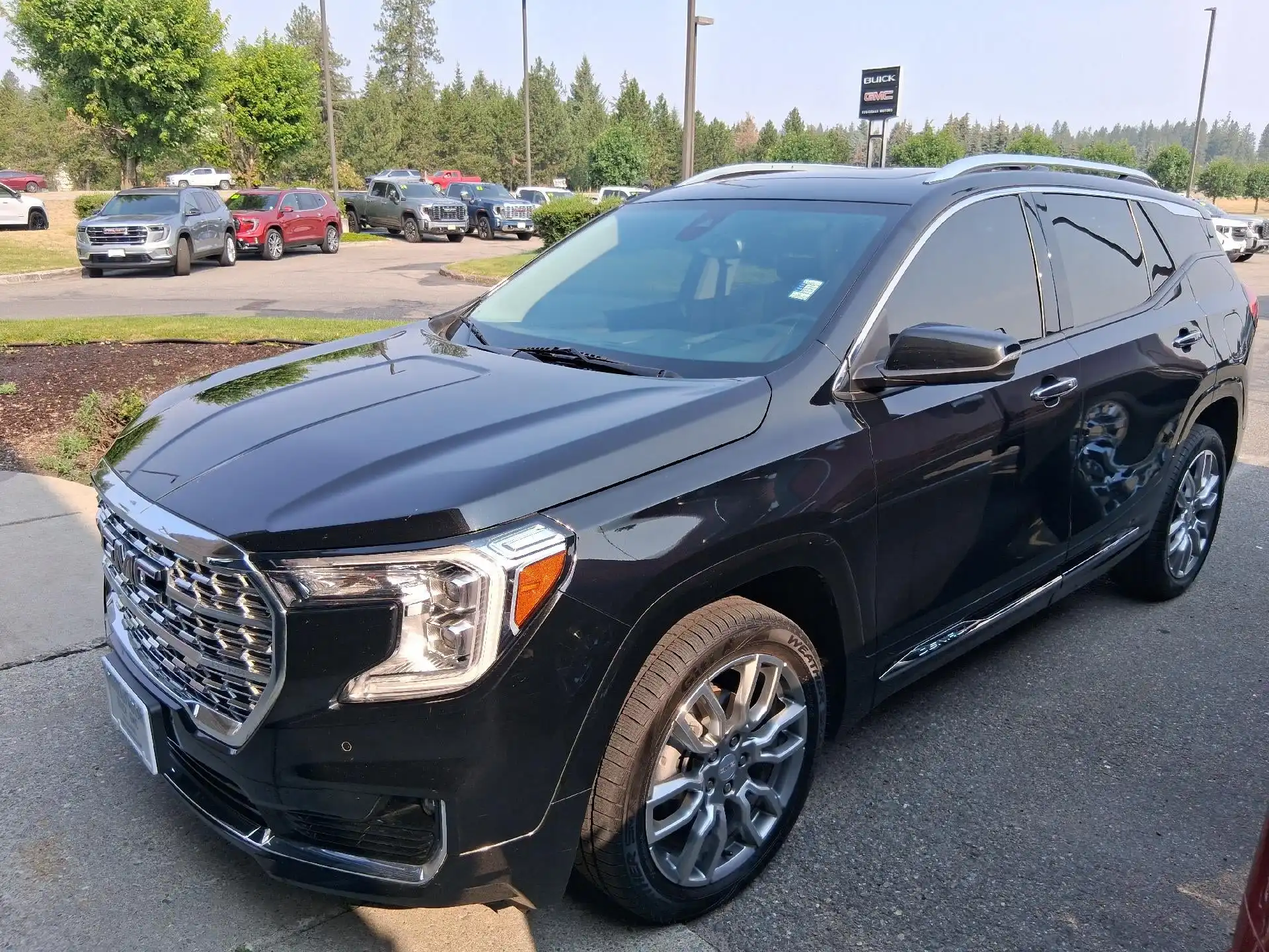2023 GMC Terrain Denali AWD's photo