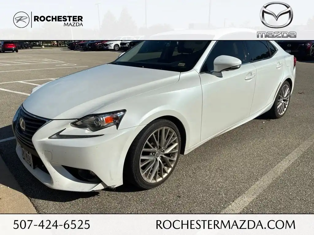 2015 Lexus IS 350 250's photo