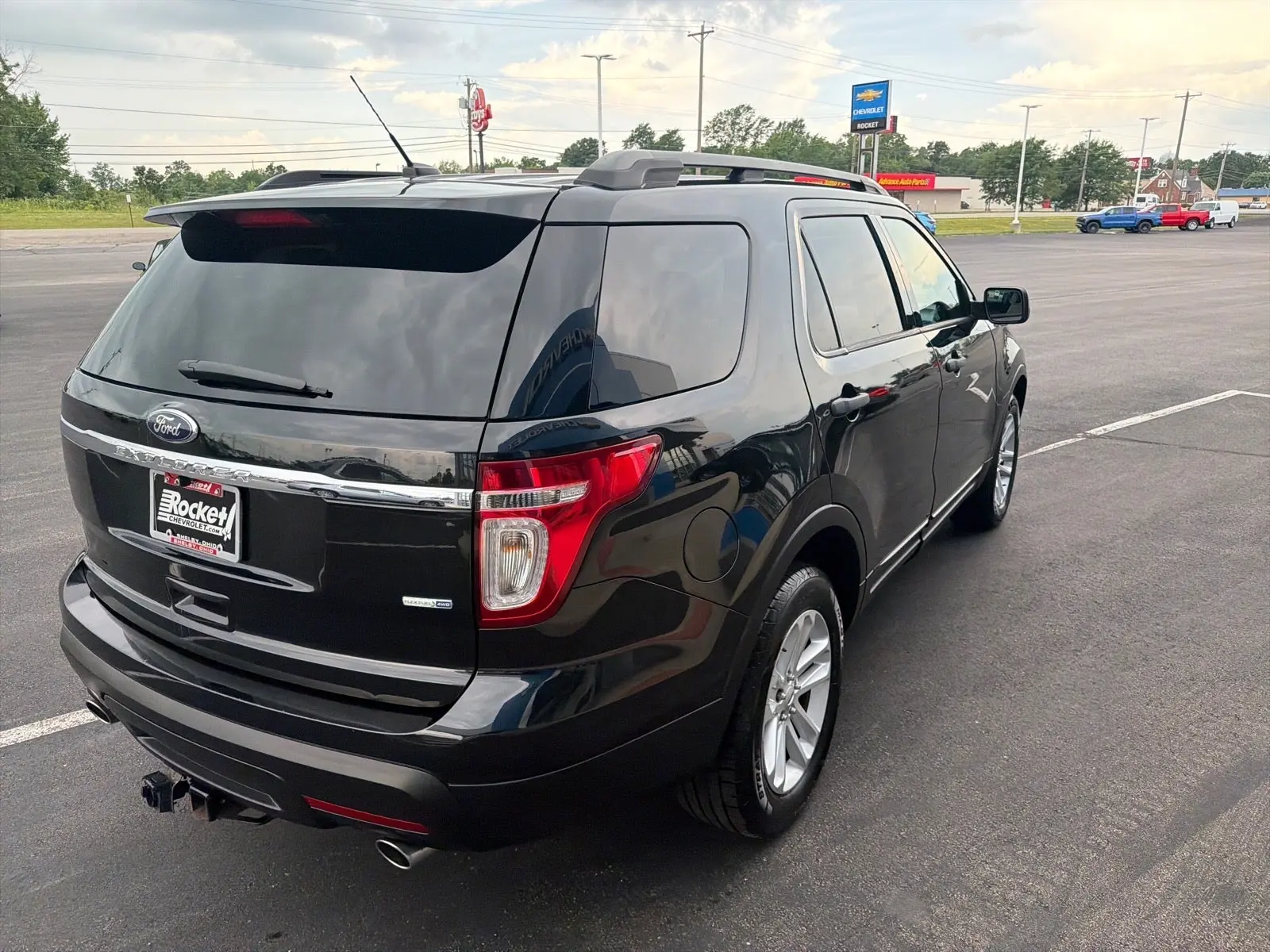 2015 Ford Explorer Base 4WD photo 4