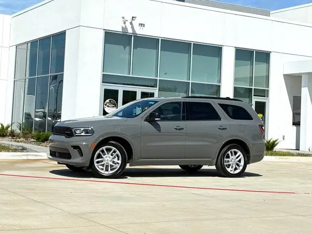 2025 Dodge Durango GT Plus AWD photo 1