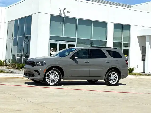 2025 Dodge Durango GT Plus AWD's photo