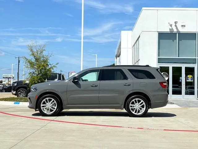 2025 Dodge Durango GT Plus AWD photo 3