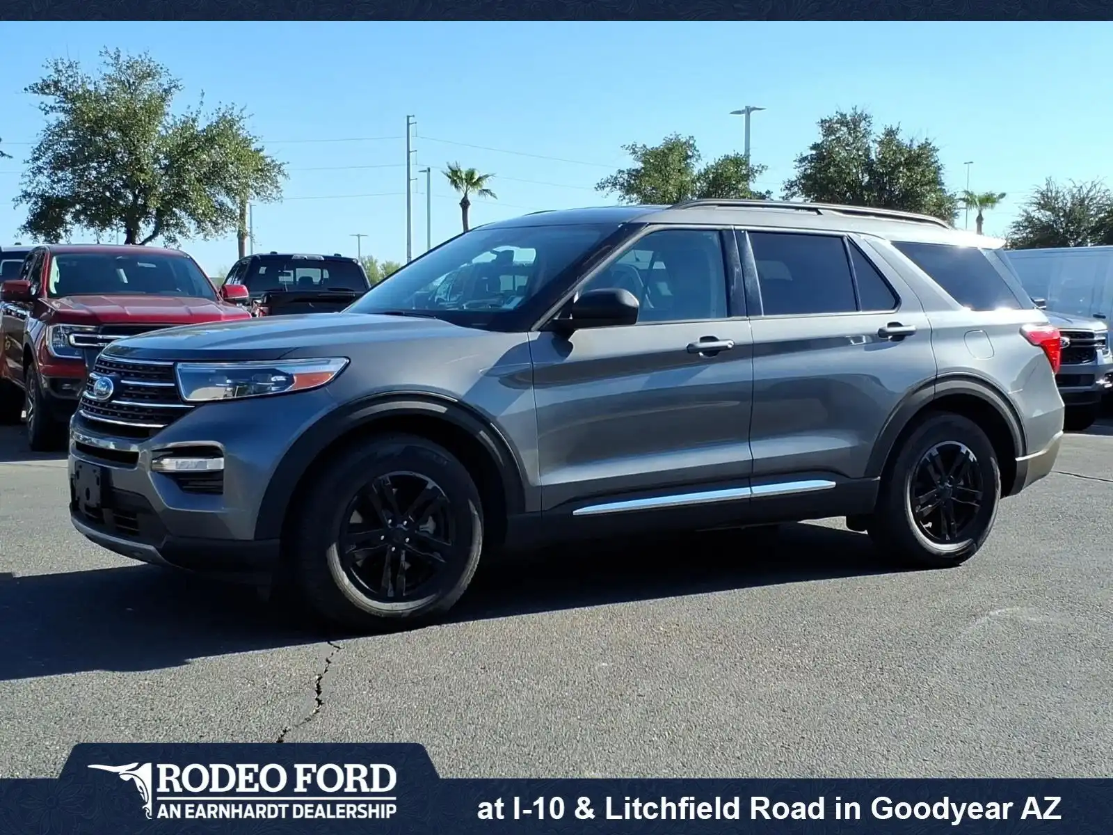 2023 Ford Explorer XLT RWD's photo