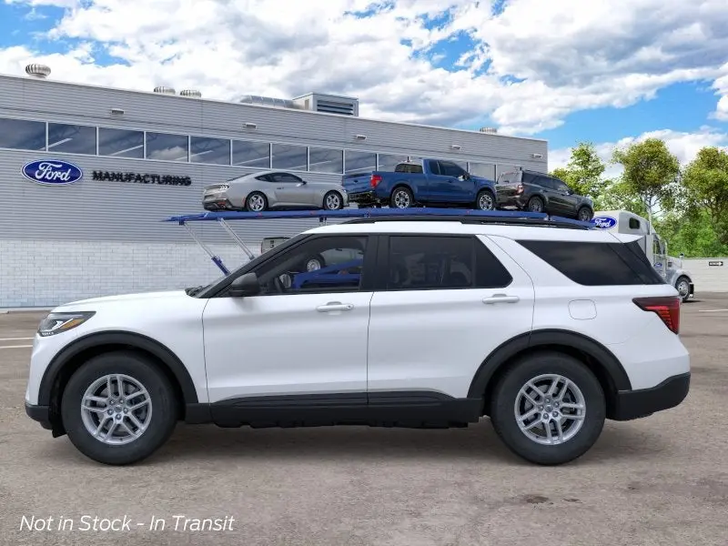 2026 Ford Explorer undefined photo 3