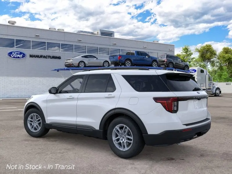 2026 Ford Explorer Active 4WD photo 4