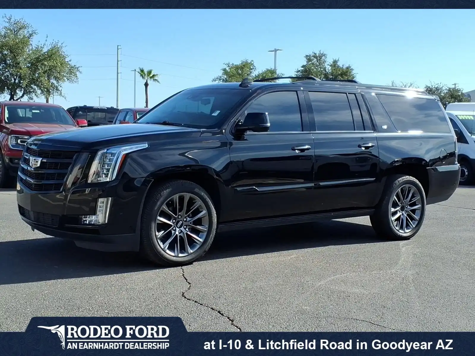 2019 Cadillac Escalade ESV AWD Premium Luxury's photo