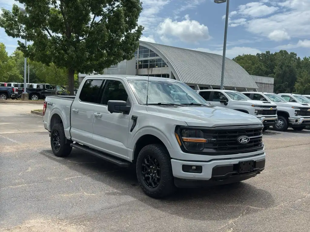 2024 Ford F-150 XLT 4WD SuperCrew 5-1/2' Box's photo