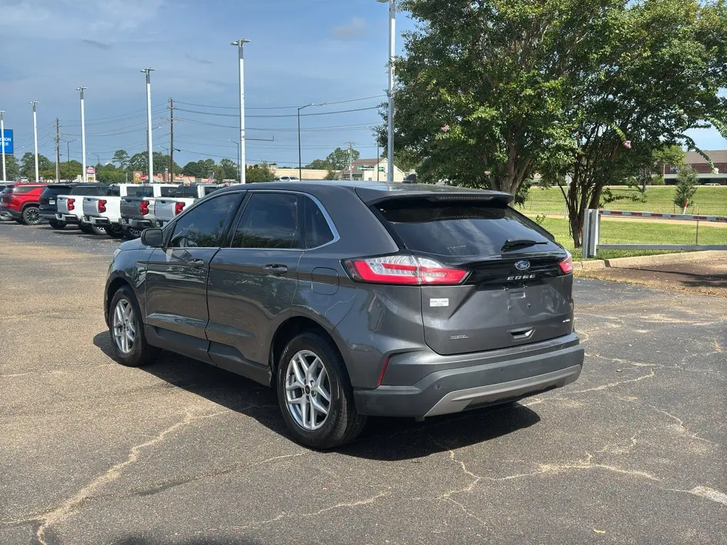 2024 Ford Edge SEL AWD photo 5