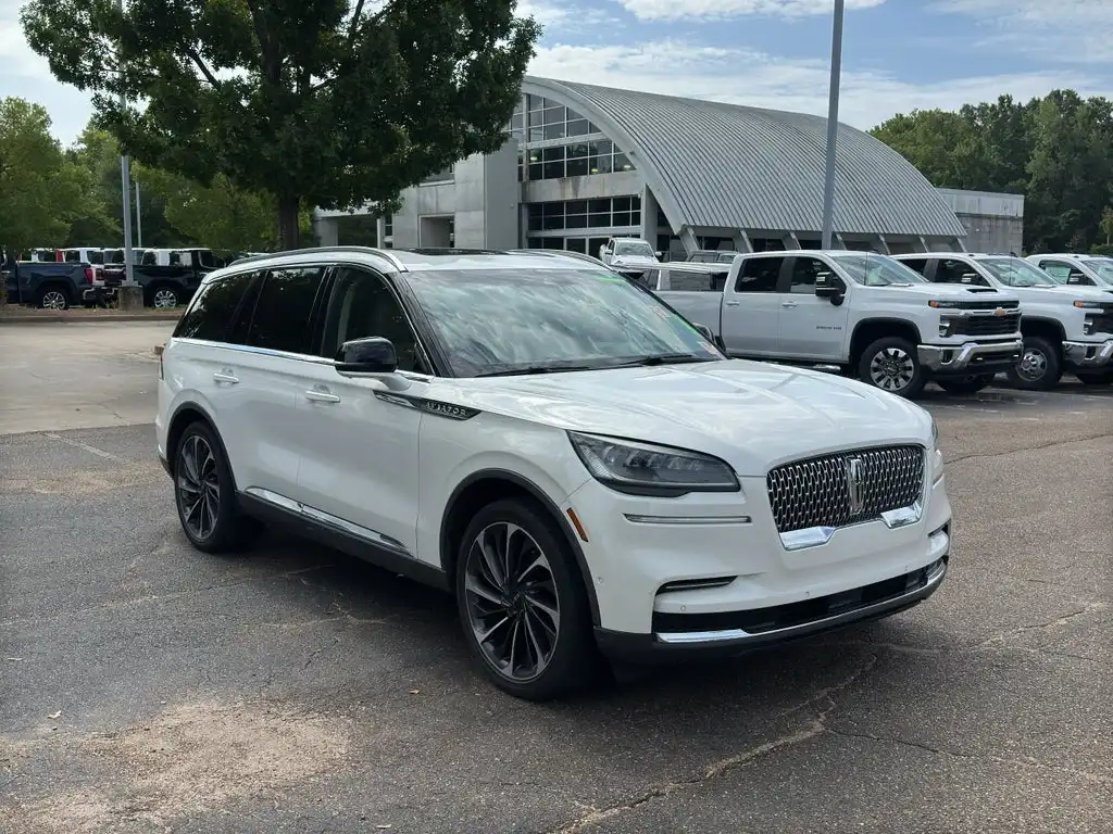 2023 Lincoln Aviator Reserve RWD's photo