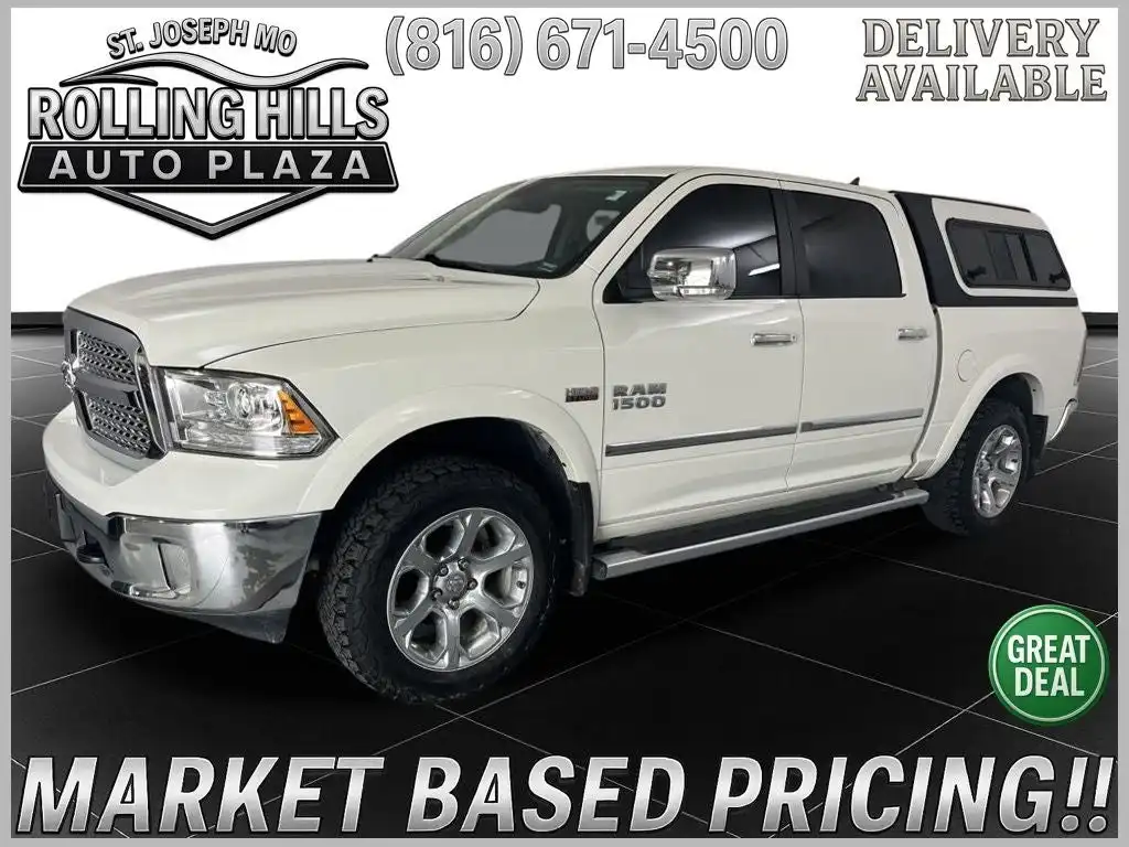 2017 RAM 1500 Laramie 4x4 Crew Cab 5'7's photo