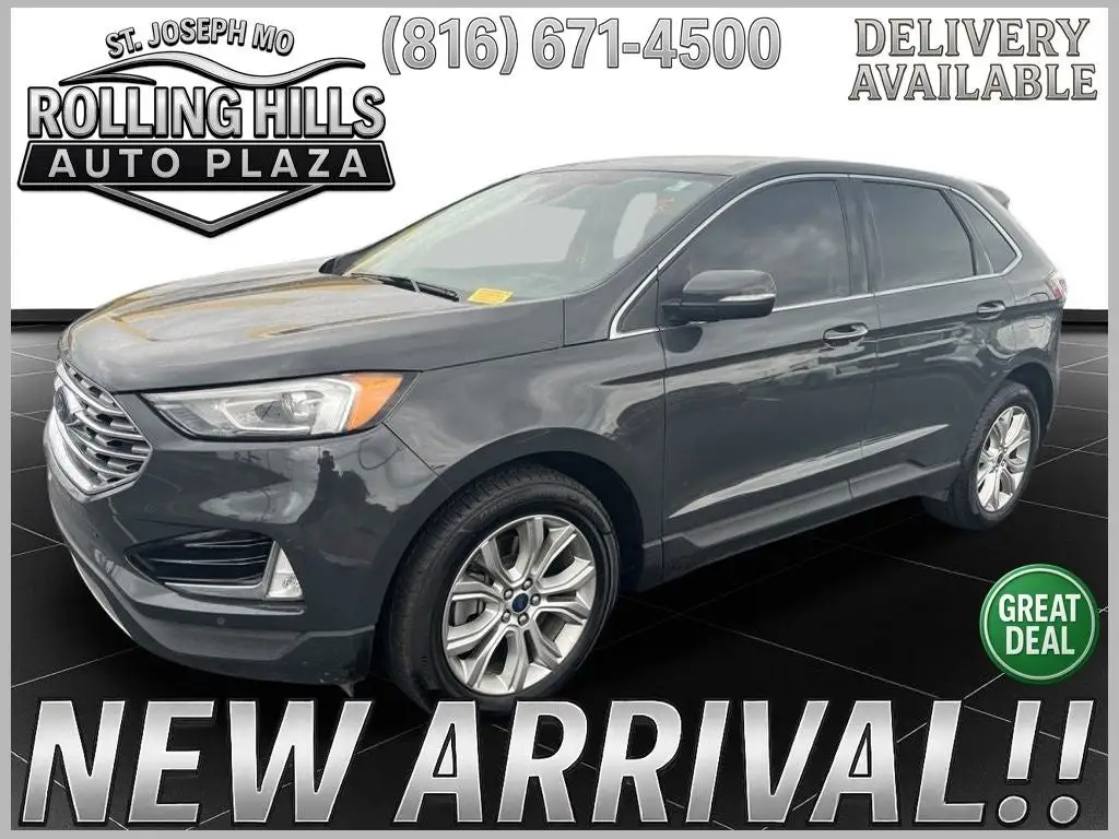 2021 Ford Edge Titanium photo 1