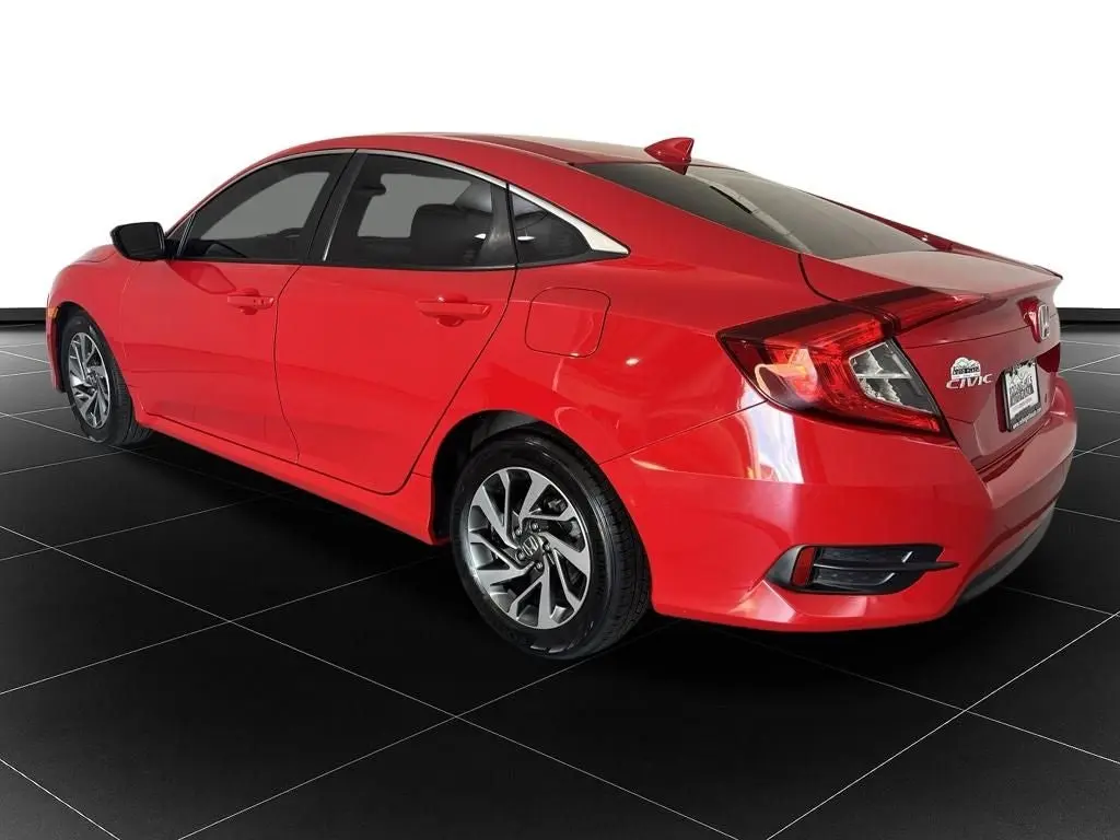 2018 Honda Civic EX CVT photo 3
