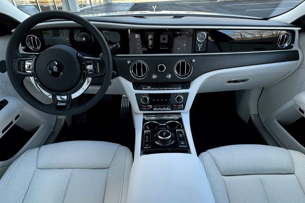2026 Rolls-Royce Ghost Ghost photo 4