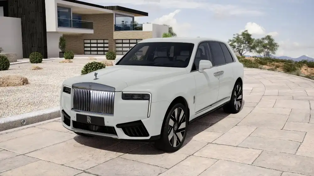 2027 Rolls-Royce Cullinan Base's photo