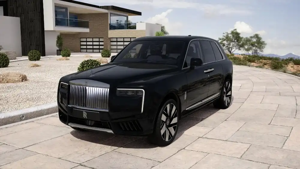 2027 Rolls-Royce Cullinan Base's photo