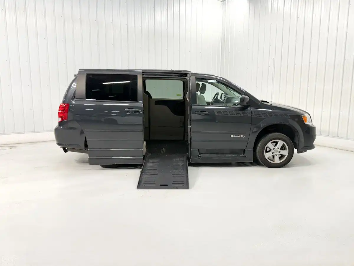 2012 Dodge Grand Caravan SXT's photo