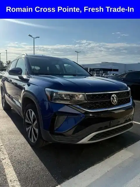 2022 Volkswagen Taos 1.5T SE 4Motion's photo