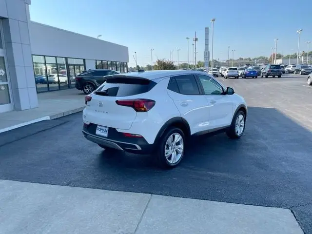 2024 Buick Encore GX Preferred photo 5