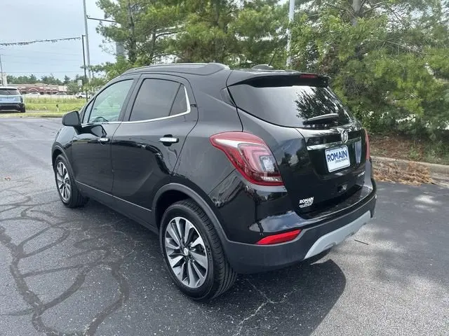 2021 Buick Encore Preferred photo 3
