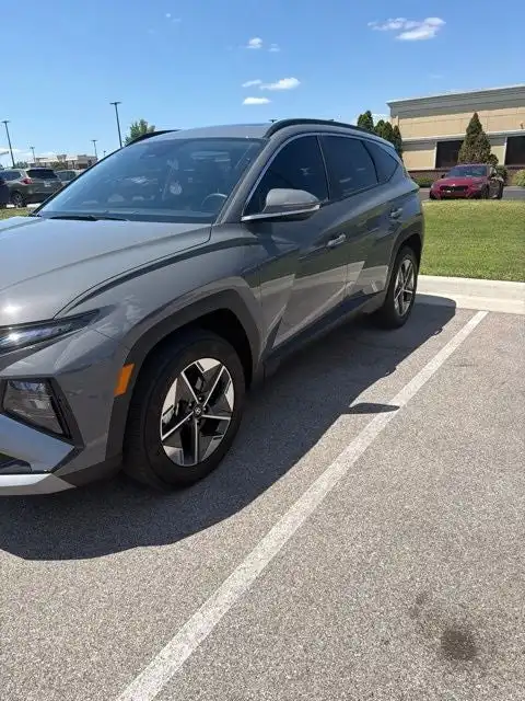 2026 Hyundai Tucson SEL Premium AWD's photo
