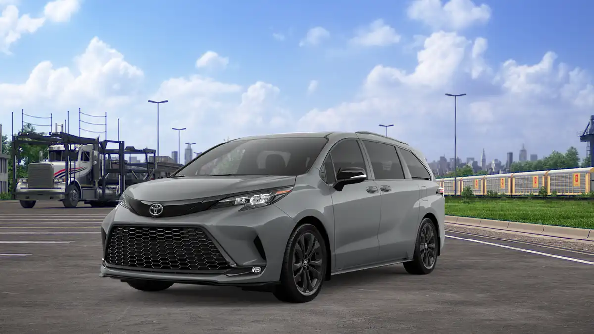 2026 Toyota Sienna XSE 7-Passenger Hybrid FWD's photo