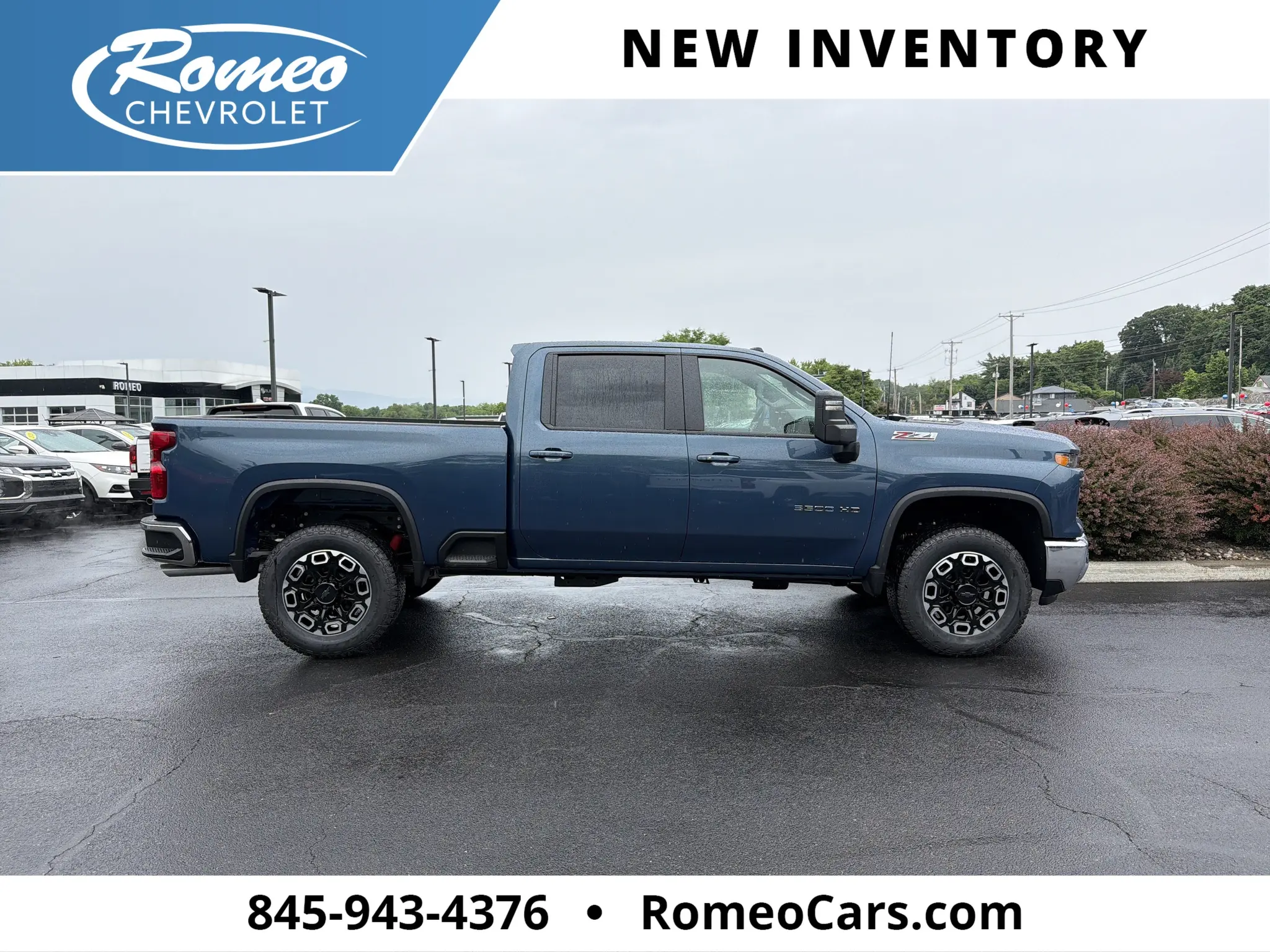 2026 Chevrolet Silverado HD LT 4WD Crew Cab Standard Box SRW photo 4