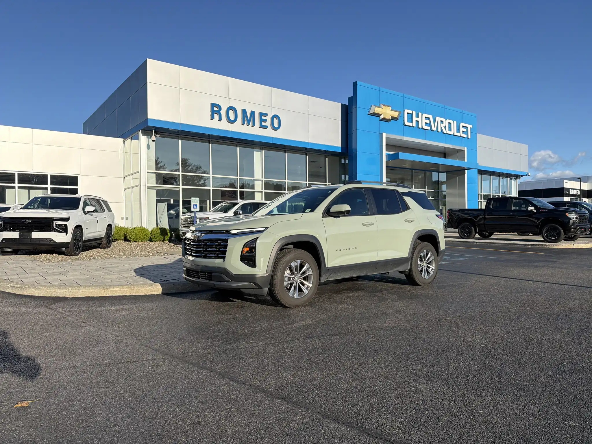 2025 Chevrolet Equinox 1.5T LT AWD's photo