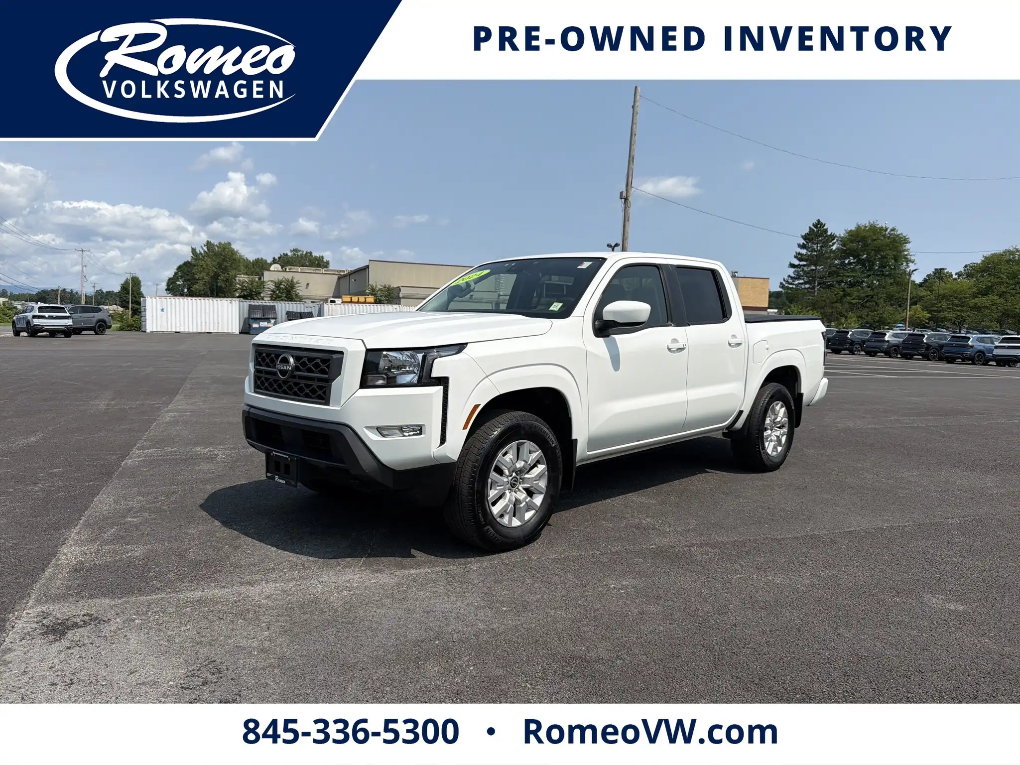 2024 Nissan Frontier SV Crew Cab 4X4 SWB's photo
