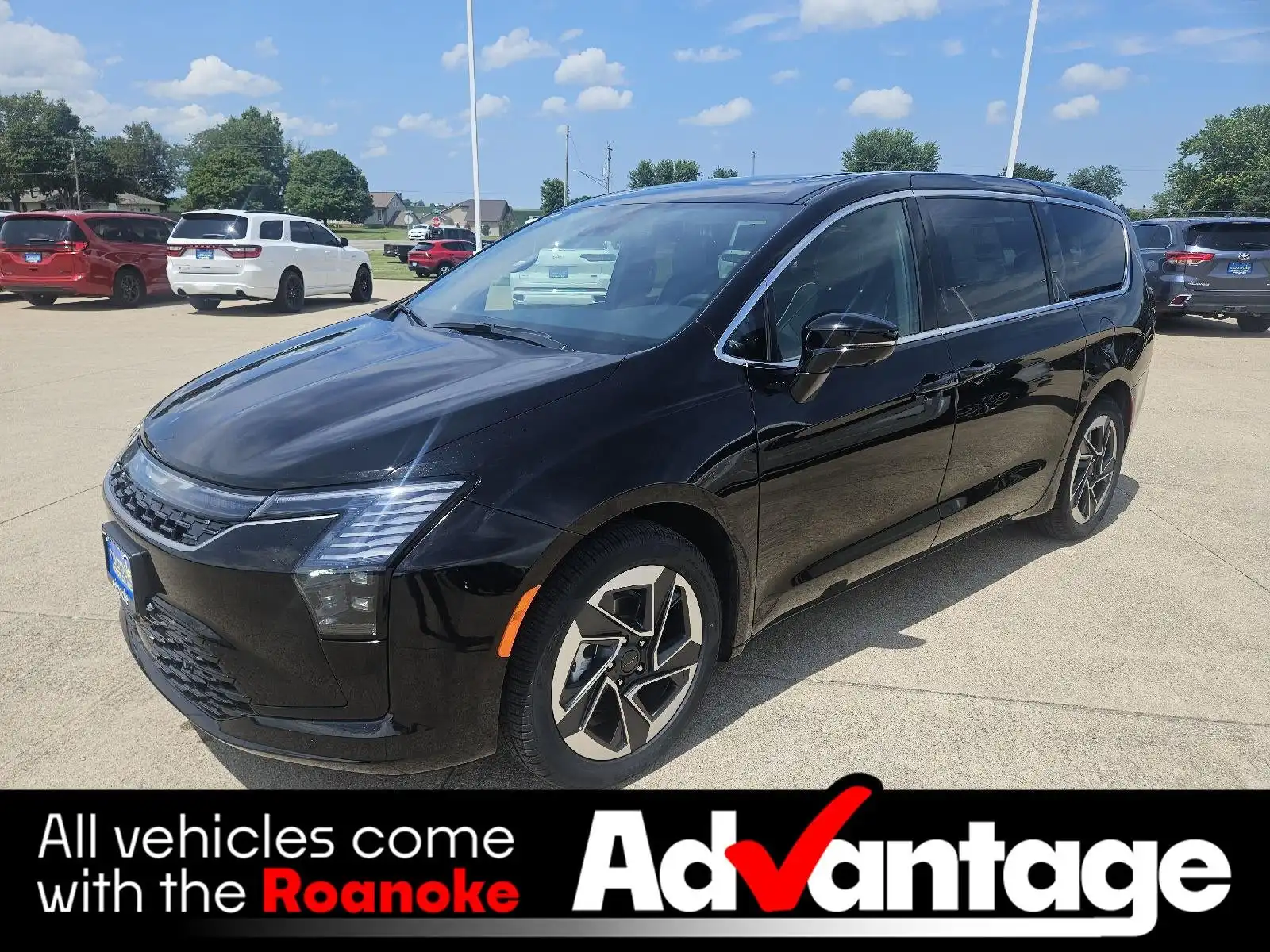 2027 Chrysler Pacifica Limited's photo