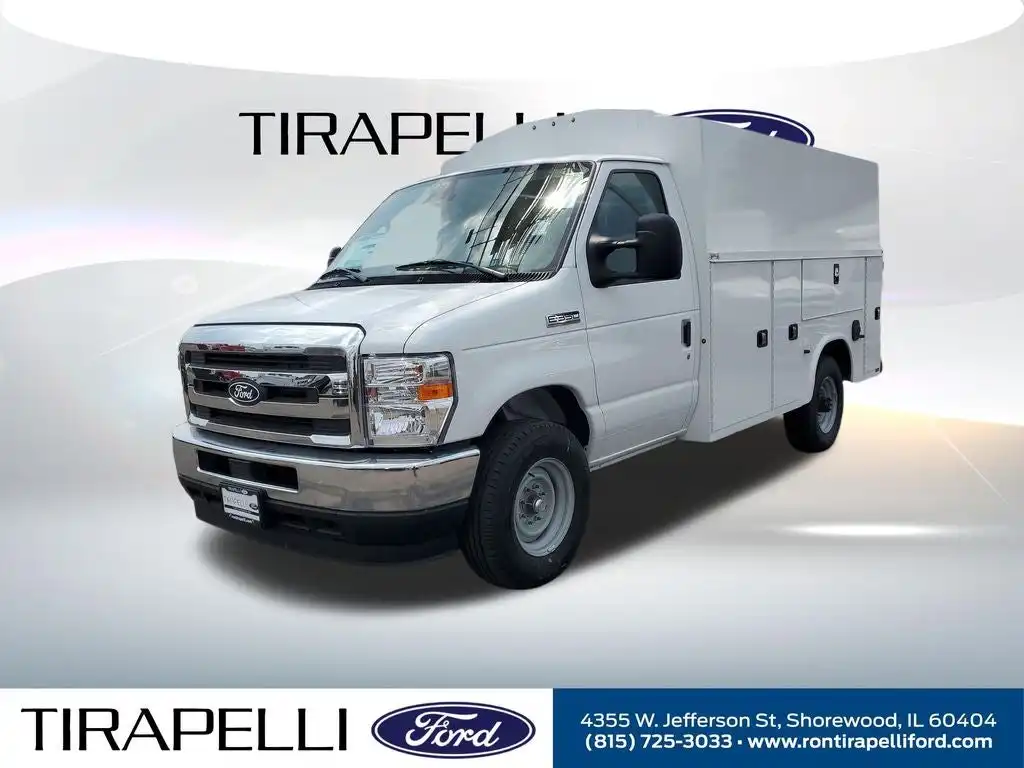 2027 Ford E-Series SRW E-350 Super Duty 138 in WB's photo