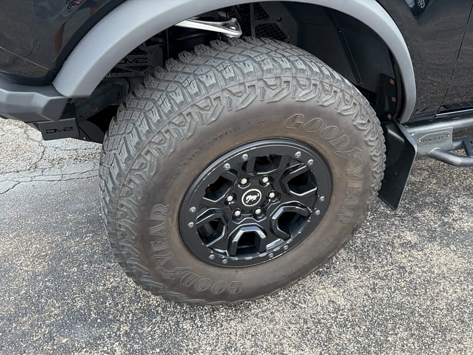 2023 Ford Bronco Badlands 4x4 photo 4