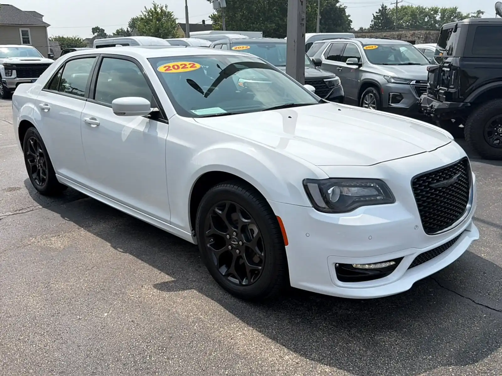 2022 Chrysler 300 Touring L AWD's photo