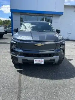 2025 Chevrolet Silverado EV LT Extended Range's photo