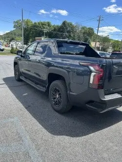 2025 Chevrolet Silverado EV LT Extended Range photo 3