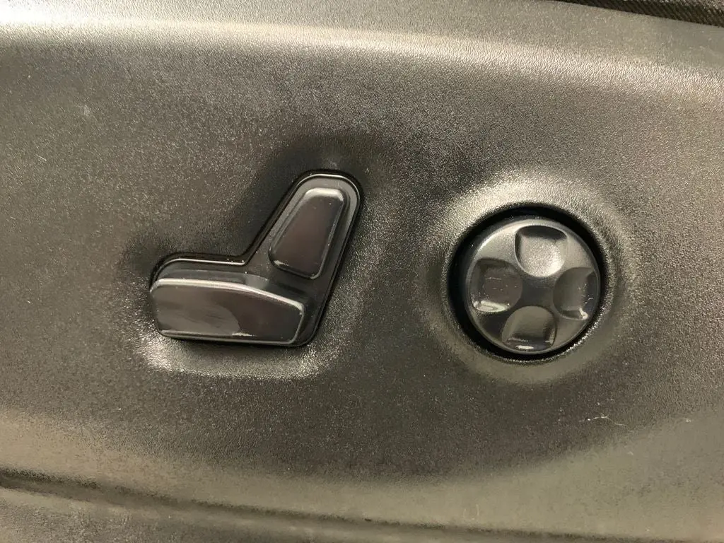 2019 Chrysler Pacifica Limited photo 5