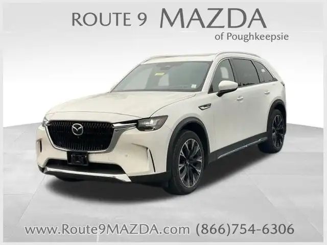 2025 Mazda CX-90 PHEV Premium Plus Package's photo