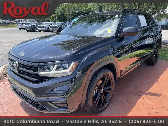 2023 Volkswagen Atlas Cross Sport 3.6L V6 SEL R-Line Black 4MOTION's photo