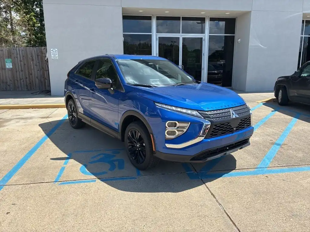 2026 Mitsubishi Eclipse Cross LE S-AWC's photo