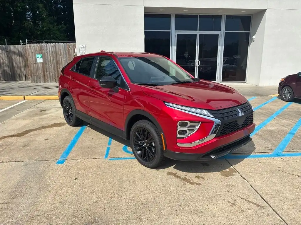 2026 Mitsubishi Eclipse Cross LE S-AWC's photo