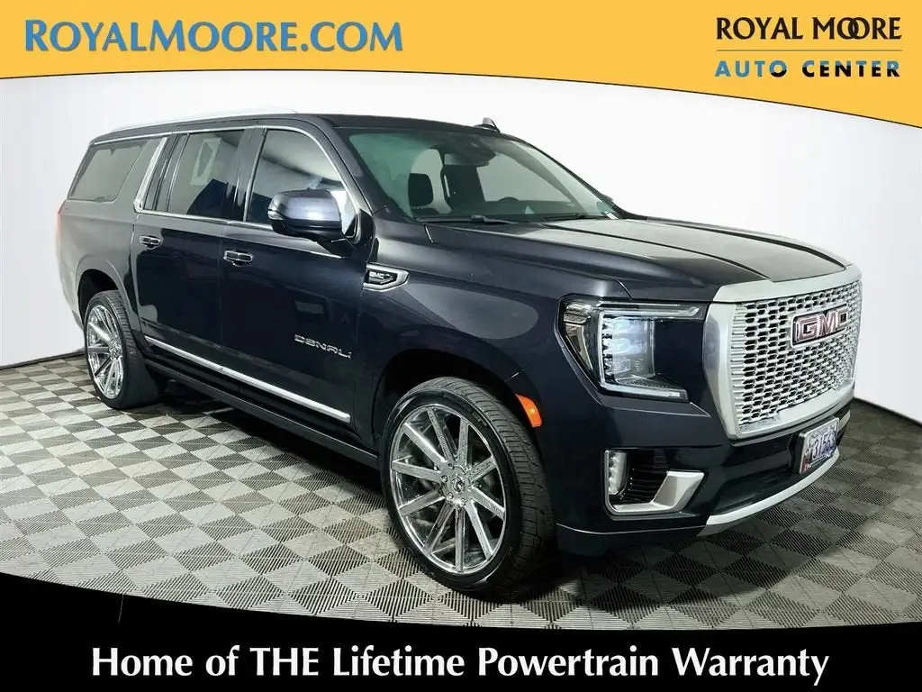 2023 GMC Yukon Denali AWD's photo