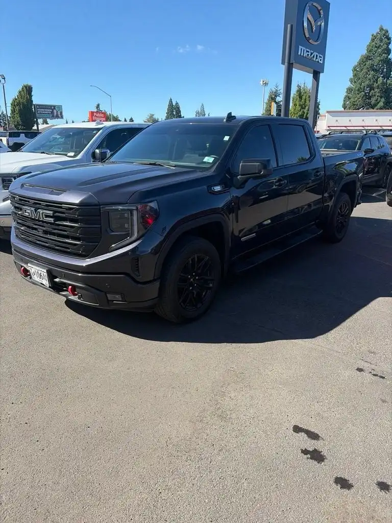 2024 GMC Sierra 4WD Crew Cab Standard Box Elevation's photo