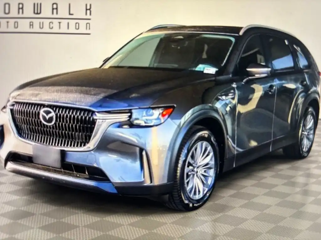 2024 Mazda CX-90 PHEV Preferred Package's photo