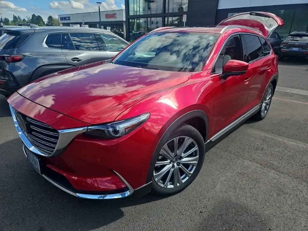 2023 Mazda CX-9 Signature AWD's photo