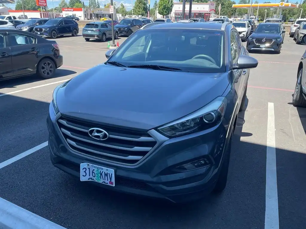 2017 Hyundai Tucson SE AWD's photo