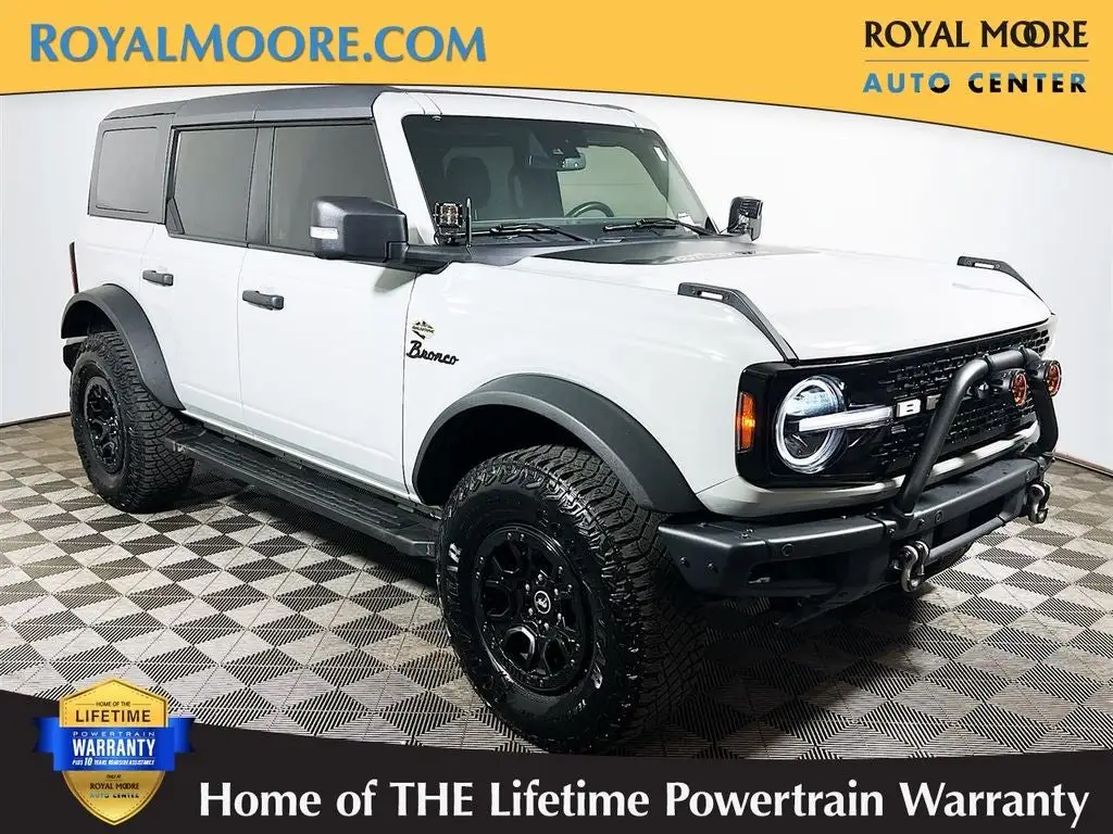 2023 Ford Bronco Wildtrak 4x4 photo 1